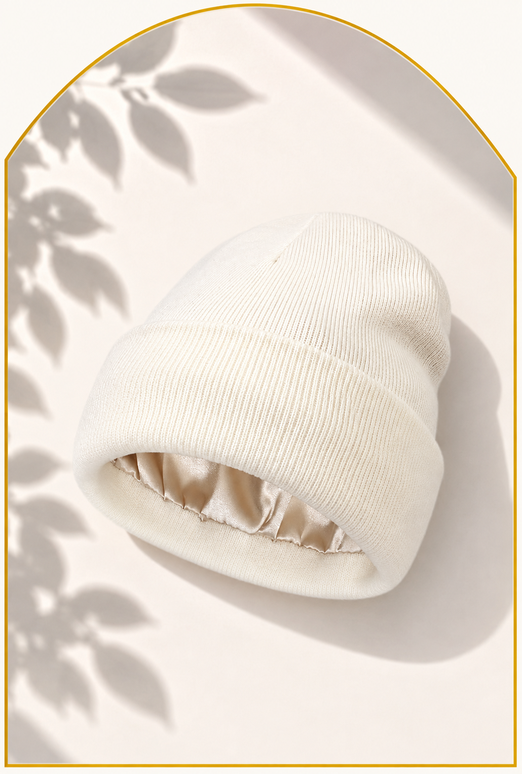 Satijnen muts gevoerd satin-lined beanie wit / white
